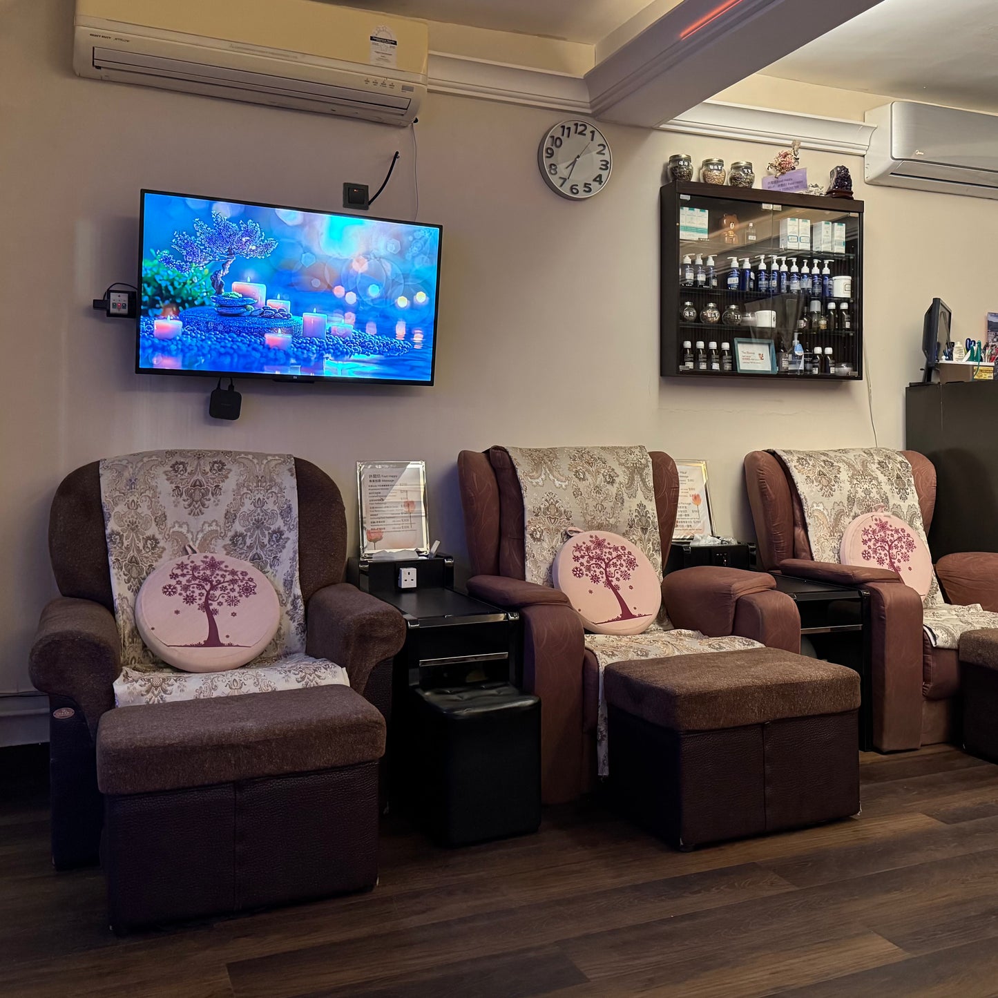 足底+肩膀按摩(65分鐘)